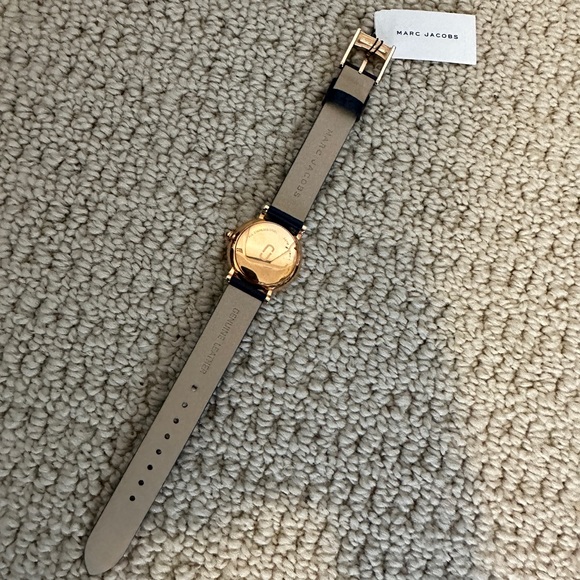 Marc Jacobs Watch NWT - Picture 7 of 8